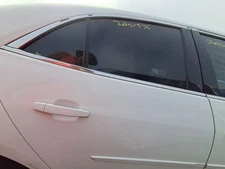 (LOCAL PICKUP ONLY) Passenger Rear Side Door VIN 1 4th Digit Limited Fits 13-16 