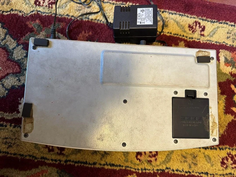 Zoom MRS-8 Multi-trak Recording Studio Recorder Portable Silver Good Condition - Image 3 of 3