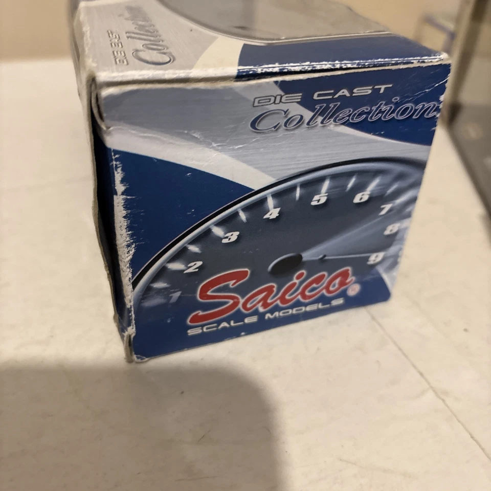 Saico 1/32 Scale Ford Escort RS2000 Mk1, Boxed, In Blue - Image 3 of 4