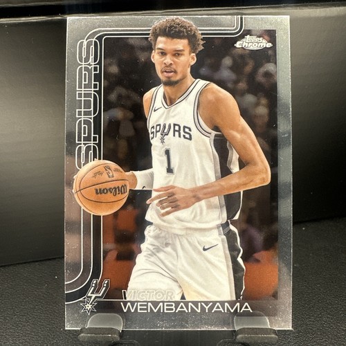Victor Wembanyama #221 2025 Topps Chrome card