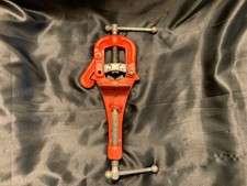Ridgid Tool No. 37 Hook Pipe Vise 1/8 to 1-1/4 inch USA with bench clamp