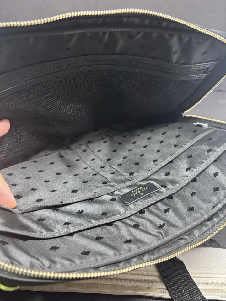 Kate Spade Bolso para Laptop Negro con Borde Dorado Mujer’s Bolso Monedero 4 Laptop SIN CORREA Foto 4 de 4