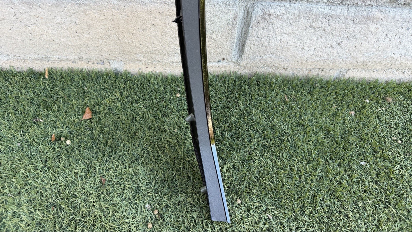 Lamborghini Urus Front Left Wheel arch molding P/N 4ML853717M