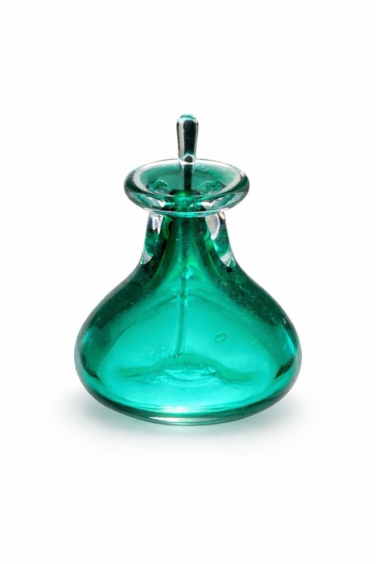 HAND BLOWN BEAUTIFUL GREEN GLASS PERFUME BOTTLE WITH GLASS STOPPER.  ART GLASS