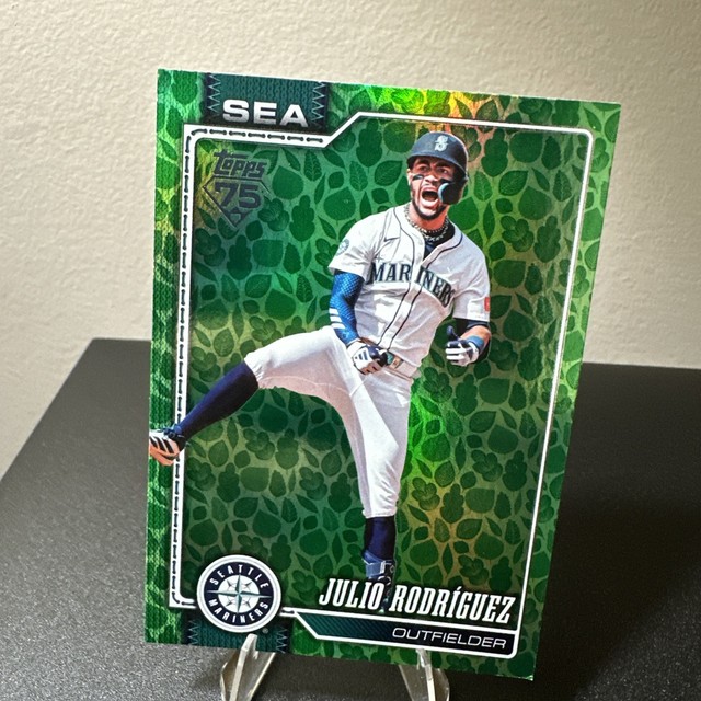 Topps Julio Rodríguez Parallel/Variety Baseball Card #SEA Seattle Mariners MLB