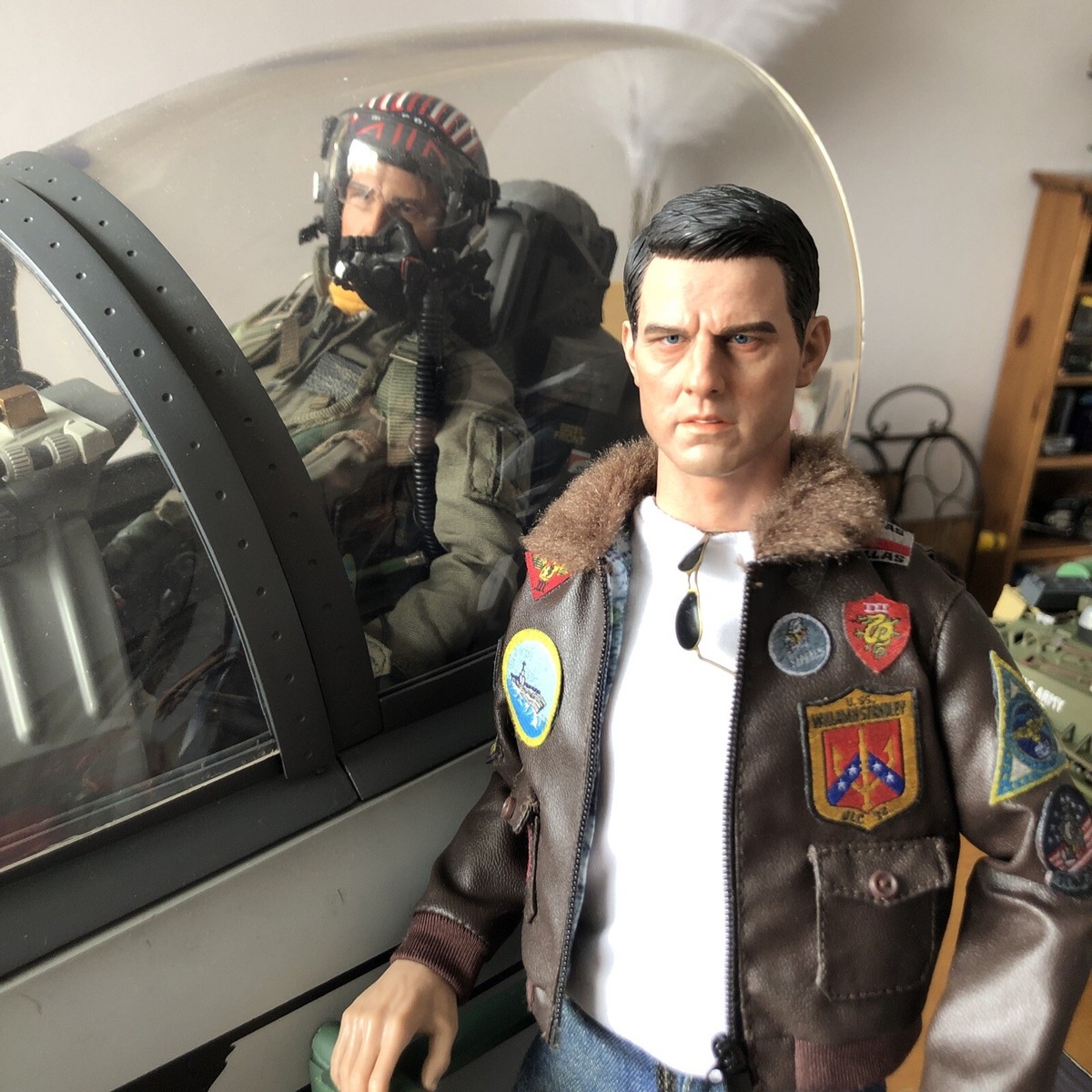 TOP GUN MAVERICK トイガン Top Gun Maverick 1/6 On Super Bike Kit bash Hot Toy Tom