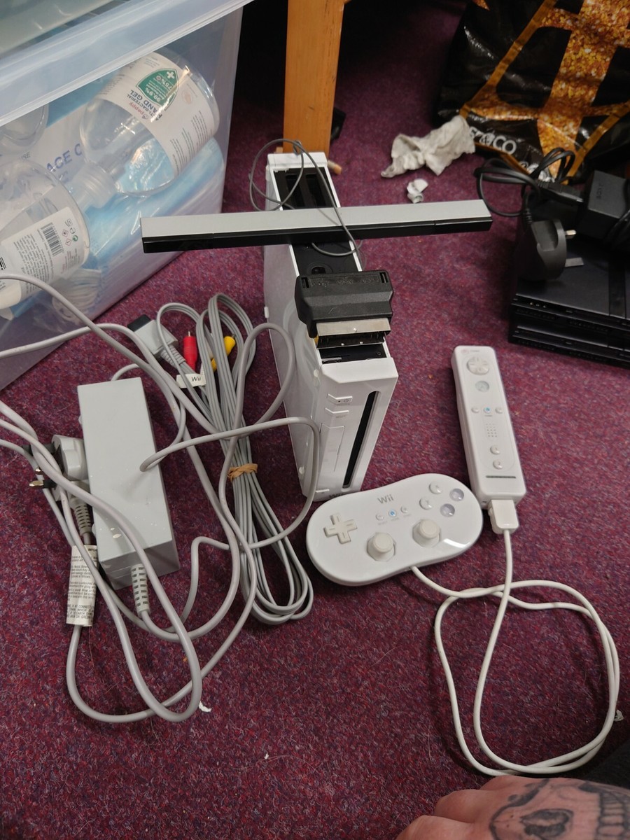 Nintendo RVKSWAAG Wii Console - White 45496880903 | eBay UK
