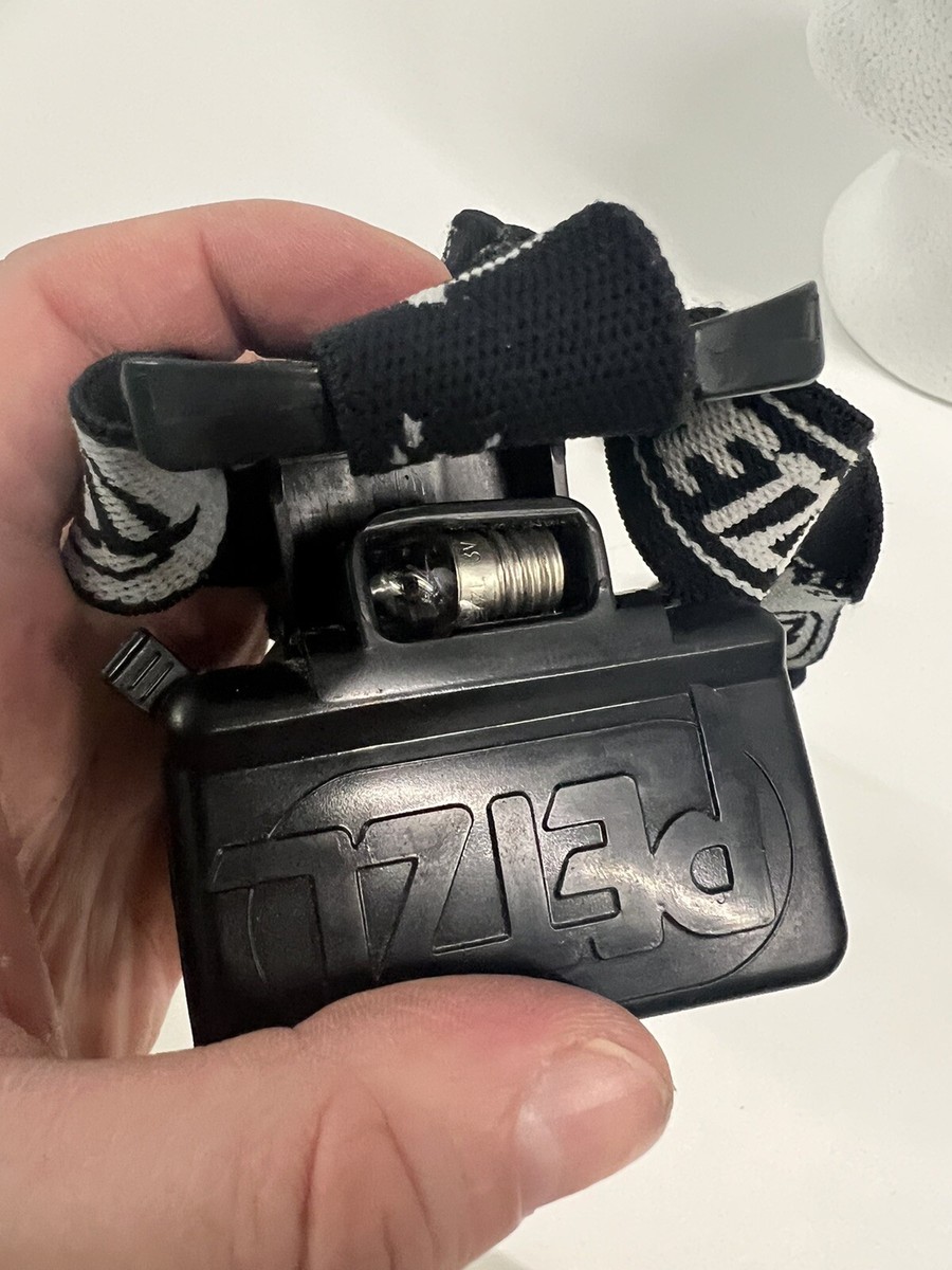 Petzl Headlamp Micro Water Resistant Retro Extra Bulb Tested Petzl Headlamp Micro Water Resistant Retro Extra Bulb Tested