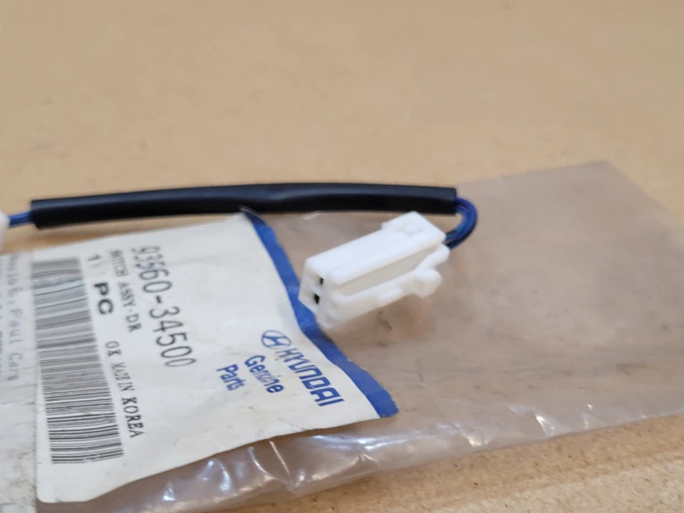 Genuine Hyundai Sonata 1993-1998 Rear Door Jam Switch 93560-34500 9356034500 - image 3 of 4