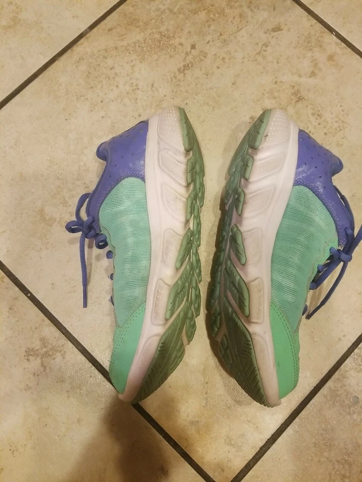 Under Armour Assert 6 Micro G Girl's Athletic Sneakers Purple Green Size 4.5Y  - Image 4 of 4