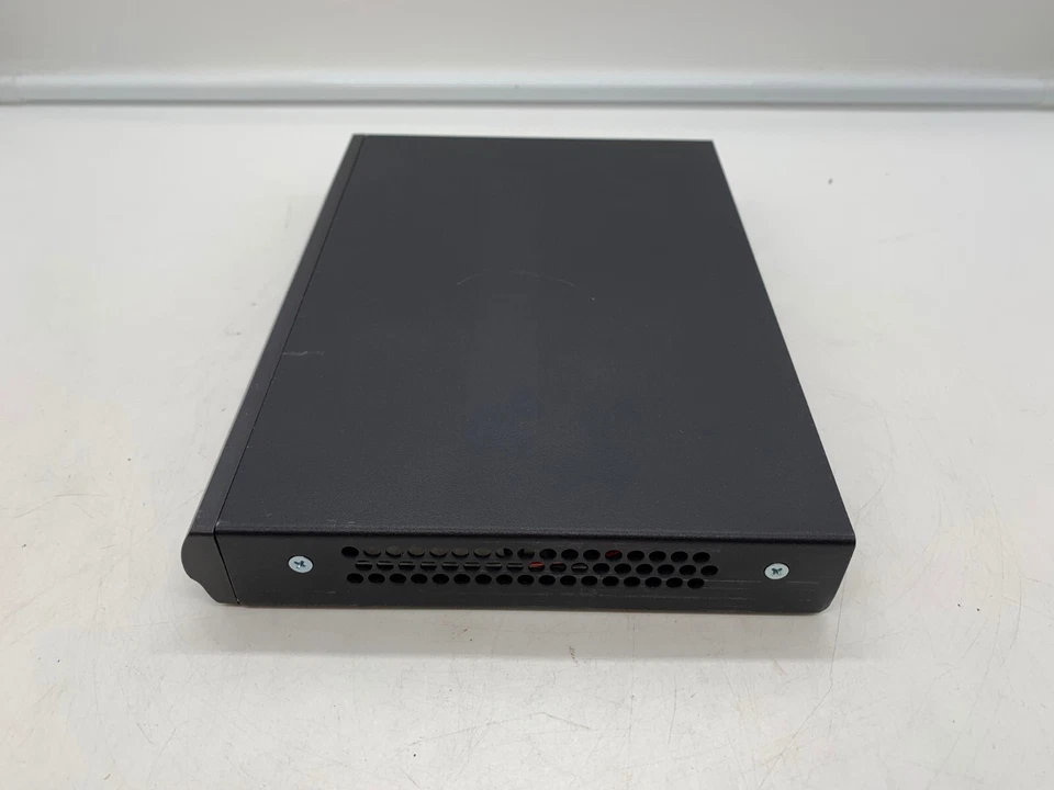 Avocent HMX 2050 Series High Performance KVM System 510-155-502 w/o power adpr - Image 2 of 4