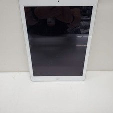 Apple IPad 5 5th Gen 32GB Wi-Fi 9.7" GRADE B Silver