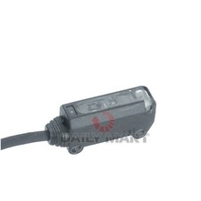 New In Box OMRON E3T-SL23 Photoelectric Switch 12-24VDC