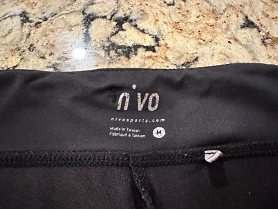 Skort Nivo Sports - Noir - Taille M - sur le côté plus grand - bon