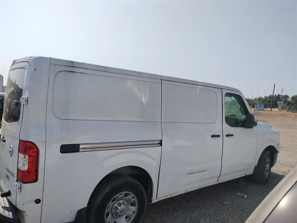 RIGHT REAR LOCK ACTUATOR 825001PA1A 2016 NISSAN NV2500 Foto 4 de 4