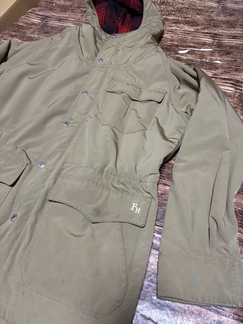 The Flat Head Polyester Mountain Parka Outerwear … - image 3