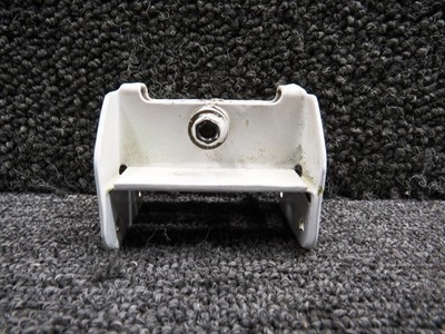 35-135025-32 Beechcraft A36 Aileron Hinge Outboard