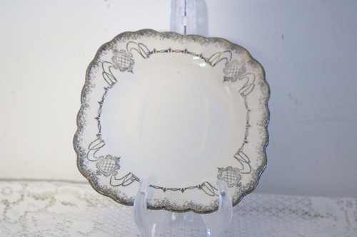 SEBRING WHITE GOLD WARE SEB46 USA Warr22K Cup Saucer Bread Plate Gravy Boat 7Pcs - Picture 9 of 17