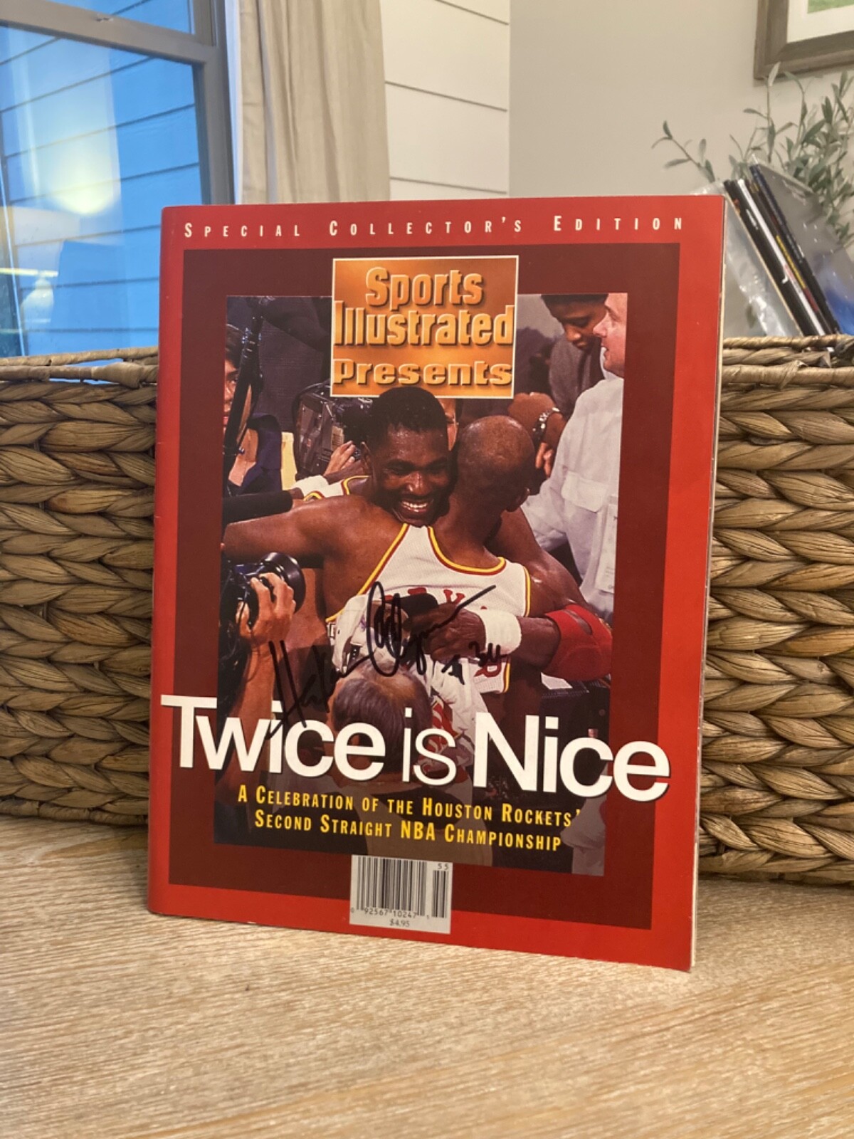 Hakeem Olajuwon Autographed 1995 Sports Illustrated eBay