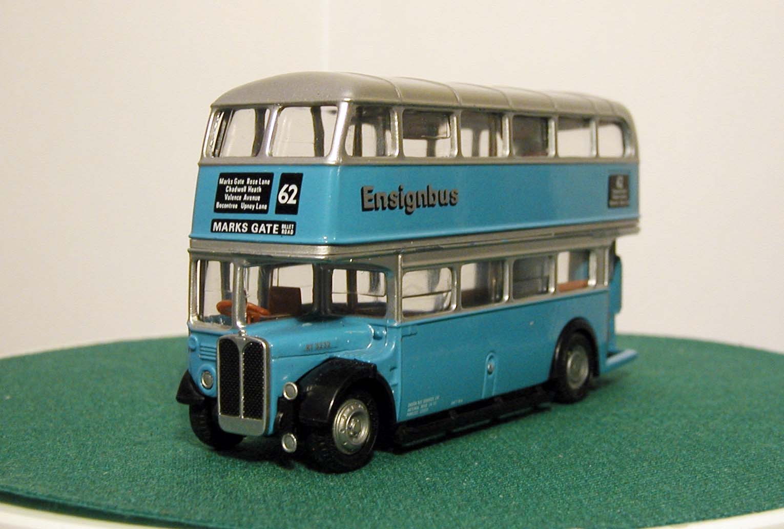 EFE ENSIGNBUS AEC RT BUS-10120