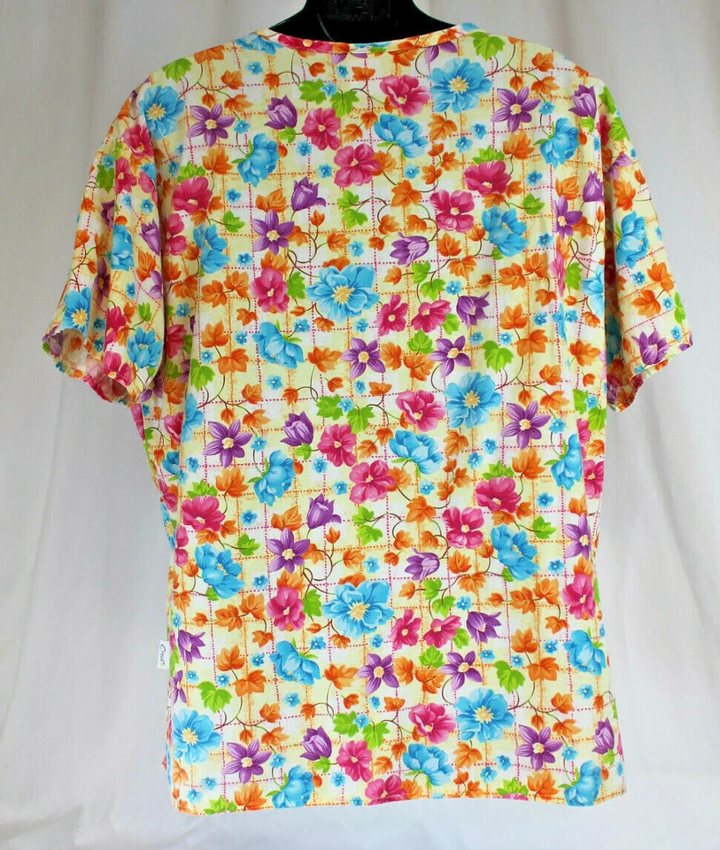 Crest Cottons Womens Scrub Top Medium Pink Blue Purple Green Floral Flowers - Image 2 of 4