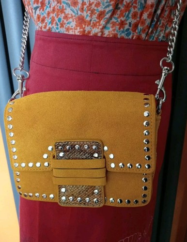 Great By Sandie Mustard Yellow Suede Boho Crossbody Bag With Chain Strap.Vgc - Picture 10 of 11