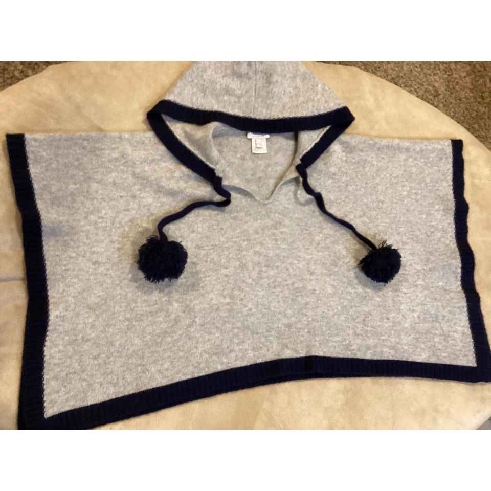 CZ by Carolina Zapf Girls hooded poncho, Size 6-8Y, 100% Cashmere, Gray/black - Image 4 of 4