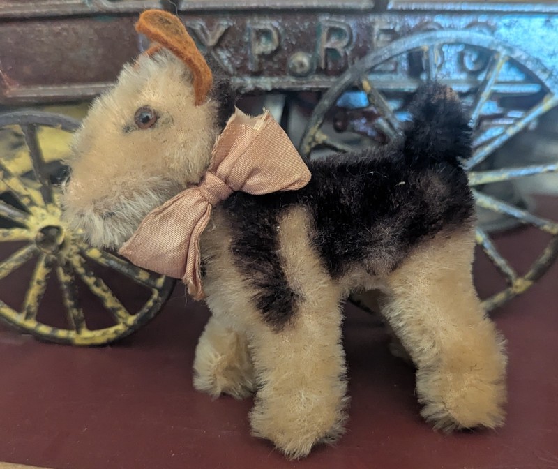 Vtg. Steiff Mohair Dog “Foxy" Fox Terrier Approx. 3 1/2"