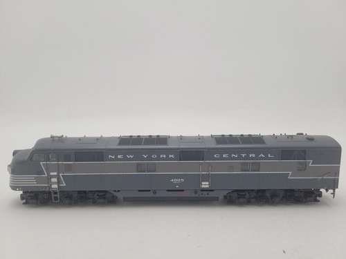 Locomotora diésel Broadway Limited 616 HO New York Central EMD E7A #4005 con CCC | Condition: Used