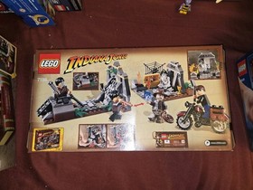 LEGO Indiana Jones: Chauchilla Cemetery Battle (7196)