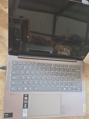 Lenovo Slim 7 14IMH9 - 14'' - Intel Core Ultra 7 - 155H - Evo - 32 Gb Post