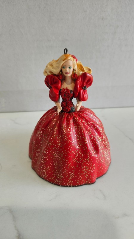 1993 vintage hallmark barbie ornament