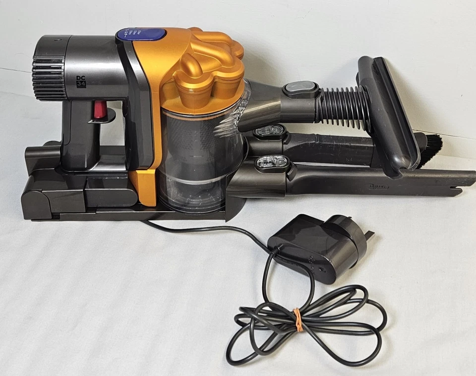 Dyson DC34 Type B Handheld Cordless Vacuum 22.2V 200W – Working - Image 4 of 4