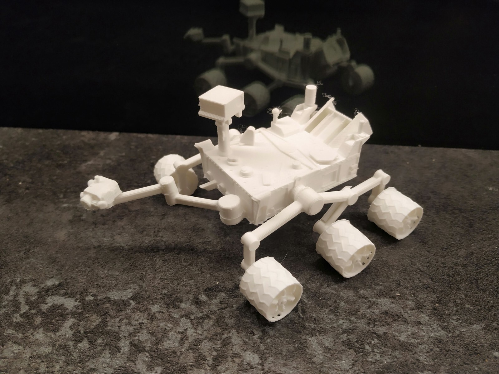 Nave espacial robótica Curiosity Rover impresa en 3D NASA