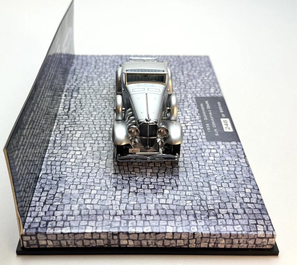 Minichamps - 1936 Duesenberg SJN Convertible Coupe - 1:43 - 246/999 - Image 4 of 4