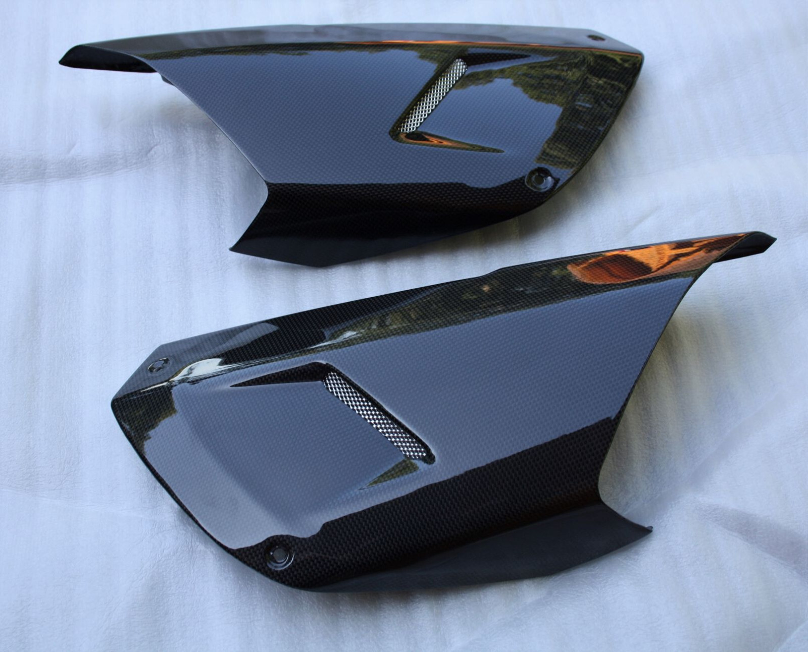 Caches latéraux Diavel 1260 1260S 2019-2022 carbone 100% plain