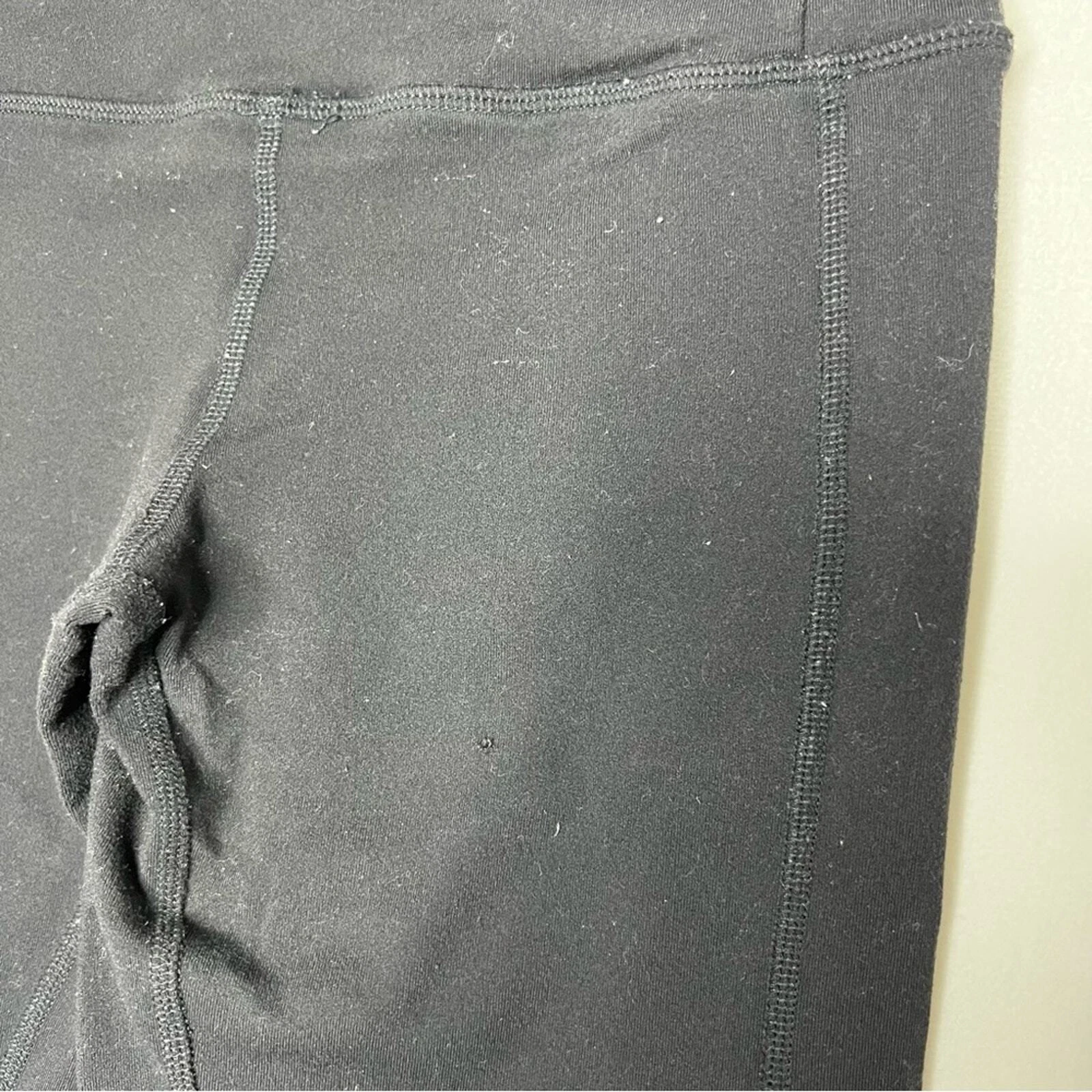 alo-yoga high waisted moto leggings