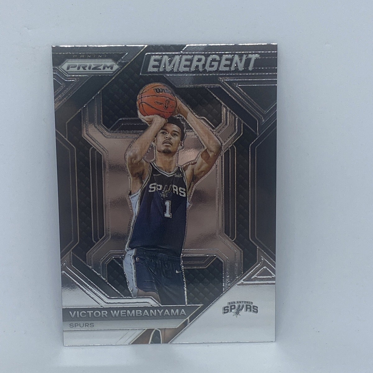 23-24 PANINI PRIZM Wembanyama インサート RC Victor Wembanyama 2023-24 Panini Prizm #12 Emergent Insert