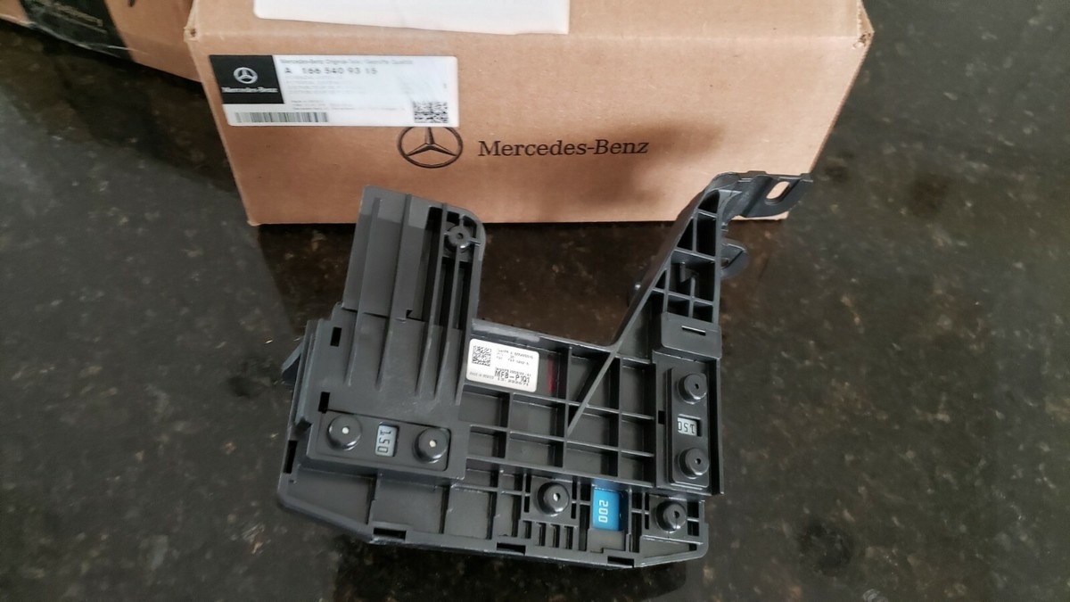 A1665409315 NEW & OEM GENUINE Mercedes-AMG Fuse & Relay Box 