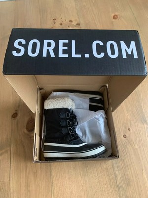 sorel winter carnival black stone