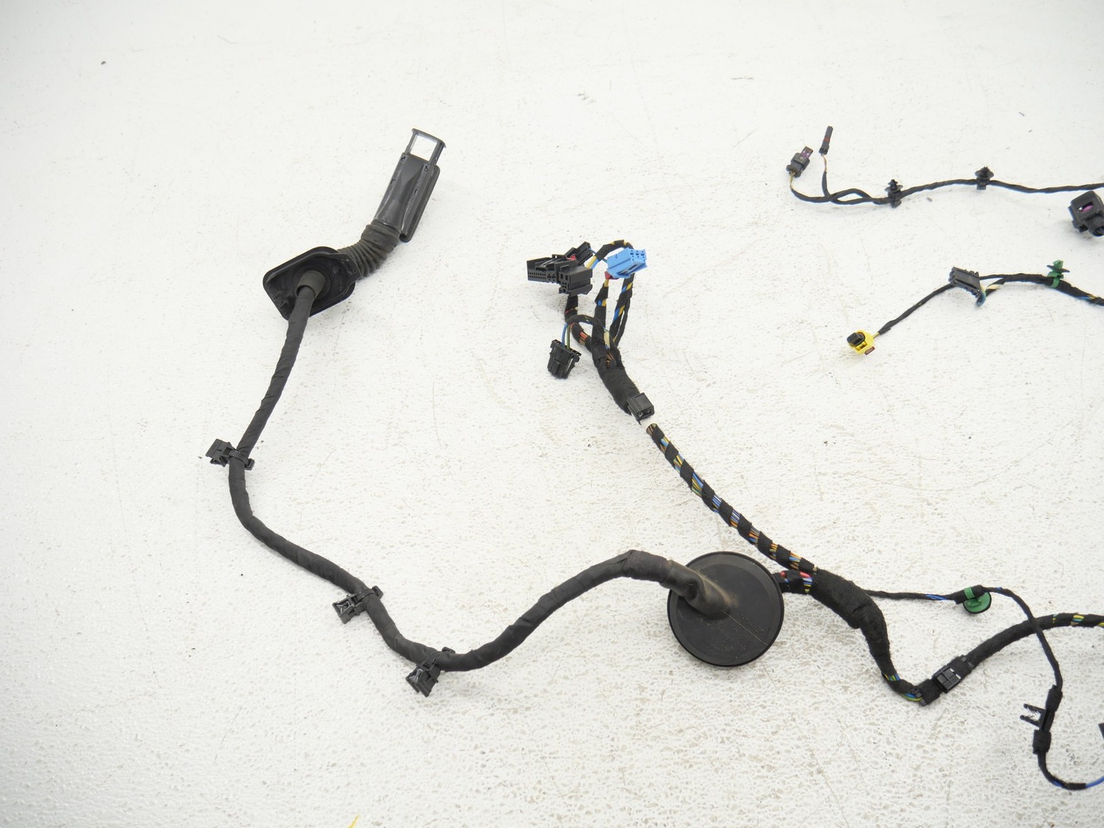 Audi R8 Plus Spyder 2017-2018 Front Left Door wiring harness P/N 4S8971029J