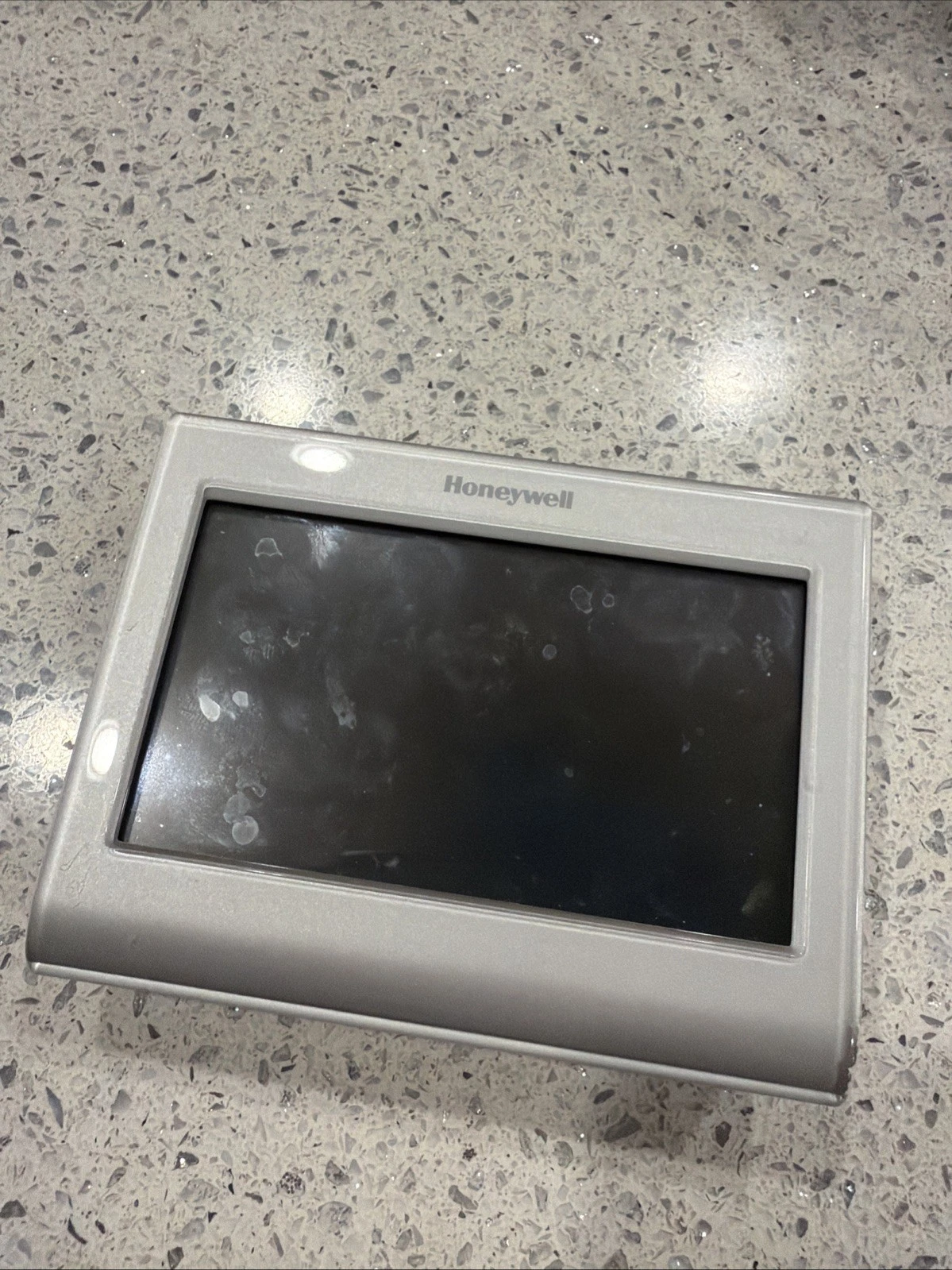Honeywell RTH9580WF1005 Wireless WiFi Thermostat 7 Programmable Functions
Opens in a new window or t