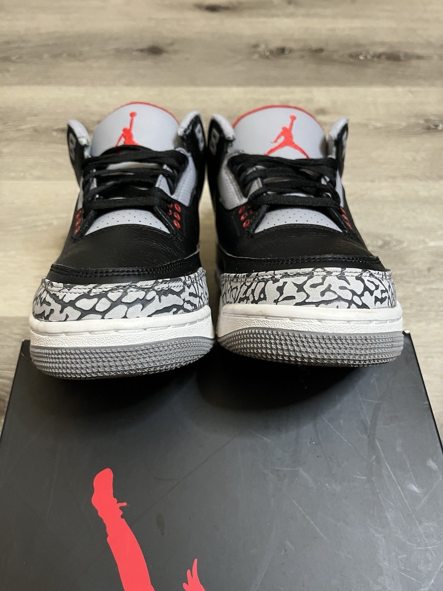 Air Jordan 3 Retro OG Black Cement 2018 Sz 8.5 854262-001 Grey Red