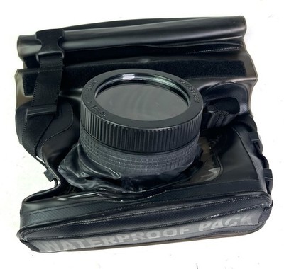 DicaPac 100% Waterproof SLR Pack Case DSLR SLR Black