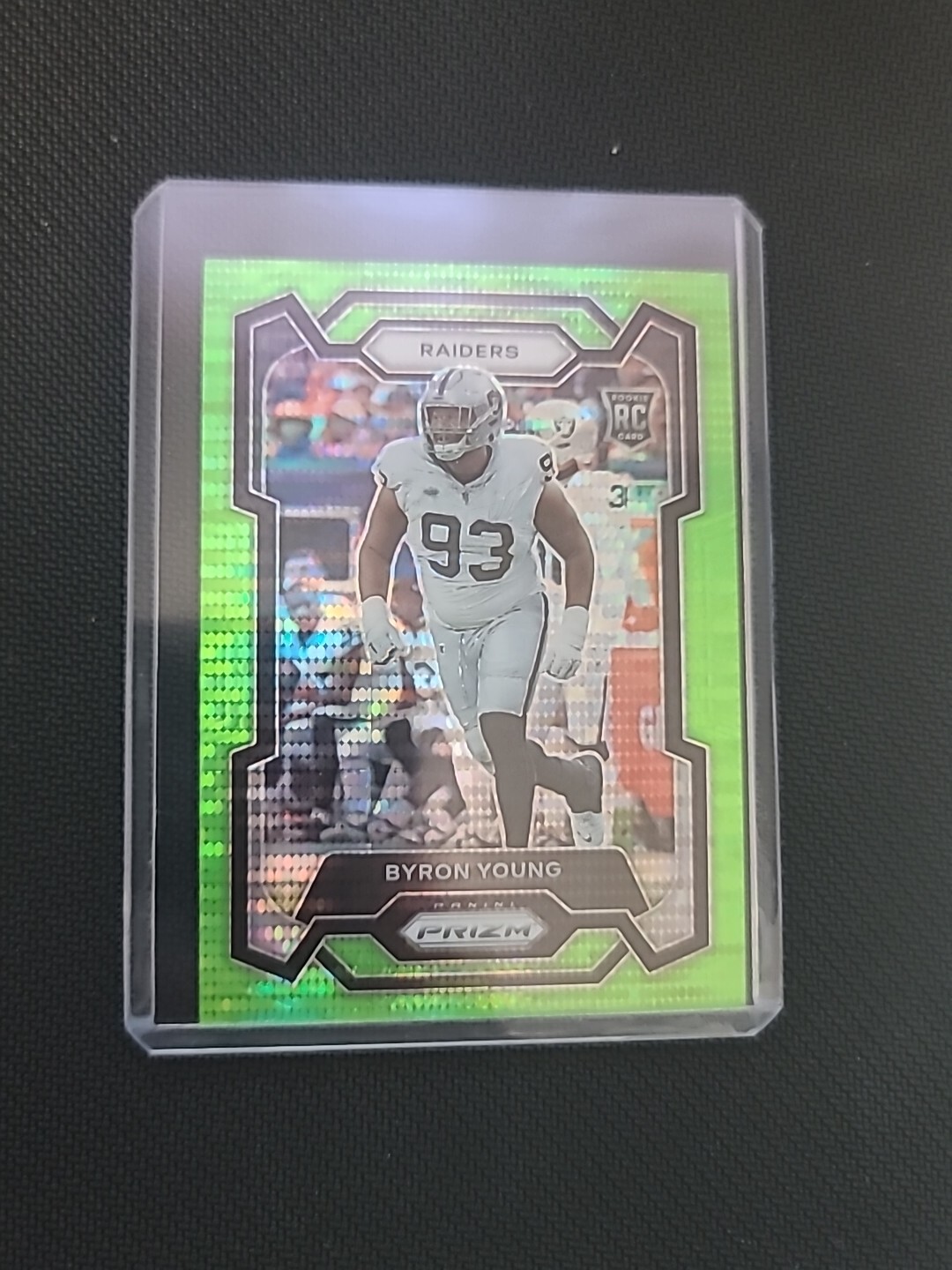 2023 Panini Prizm Football Byron Young RC Neon Green Pulsar No. 355