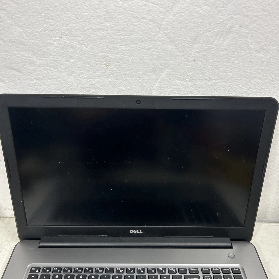 Dell Inspiron 5000 Series 5765 17.3" Laptop AMD Radeon R5 2.4GHz 8GB RAM 1TB HDD - Image 4 of 4