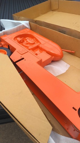 Scale Models Allis Chalmers WD45, 50 Anniversary Pedal Tractor signed - Picture 3 of 4