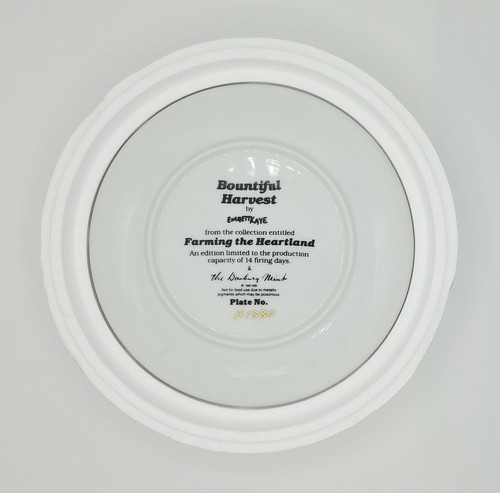 Danbury Mint Bountiful Harvest Emmett Kaye Farming the Heartland Collector Plate - Picture 4 of 4