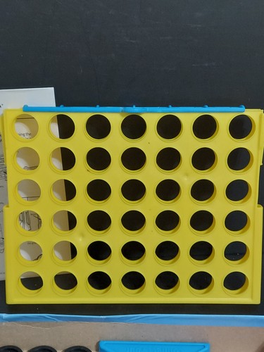 💙0048~VINTAGE Milton Bradley Hasbro "CONNECT FOUR" Checkers Game - Picture 4 of 5