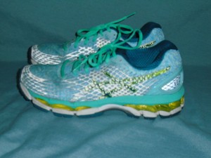 asics gel nimbus 17 womens blue